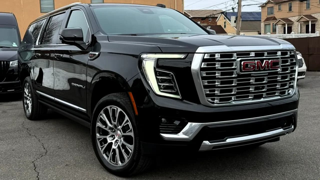 Luxury SUV - Photo 10