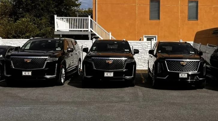 Luxury SUV - Photo 11
