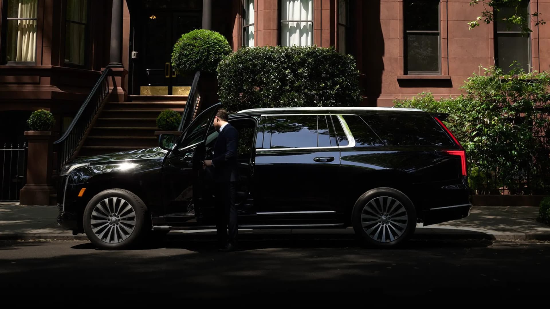 Point to Point Transfers - NYC Luxury Limousine and Car Service