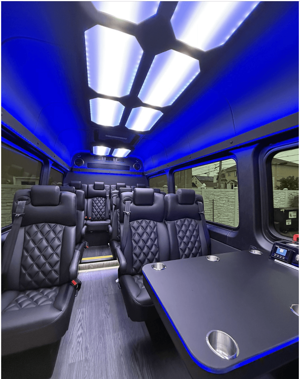 Mercedes Sprinter (14 Passenger) - Photo 2