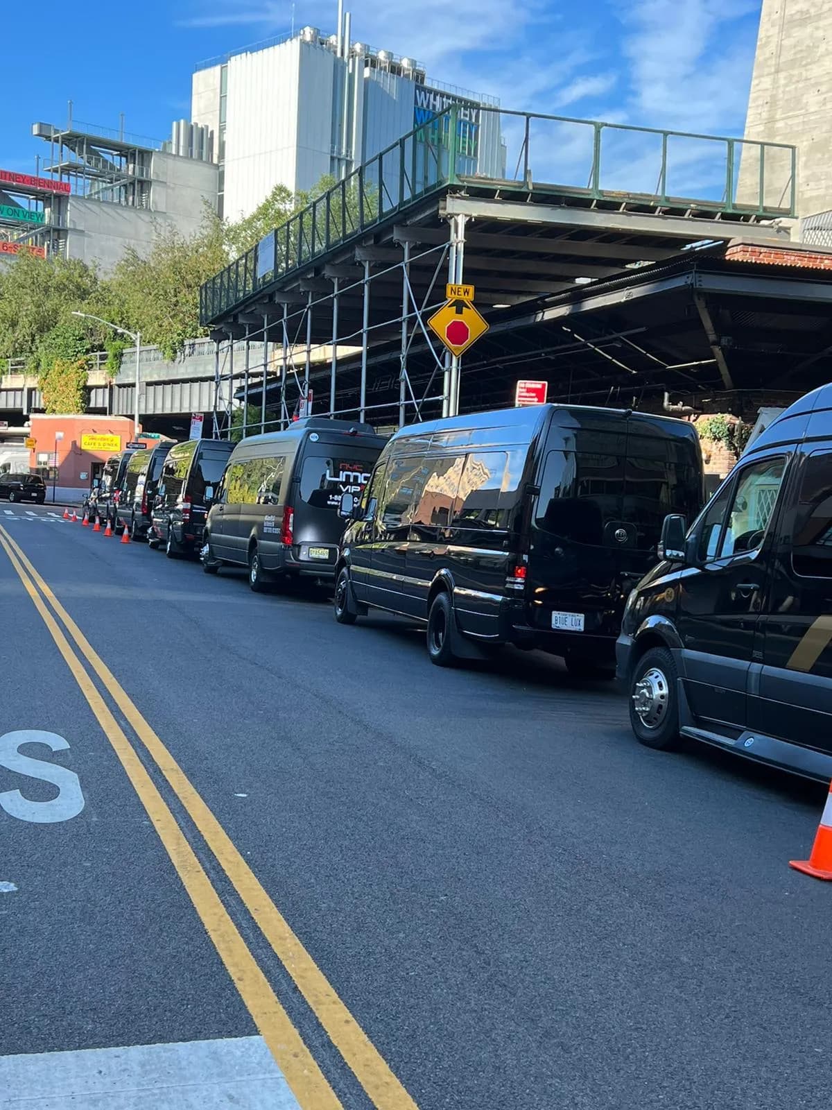 King & Queen Limousine NYC luxury transportation