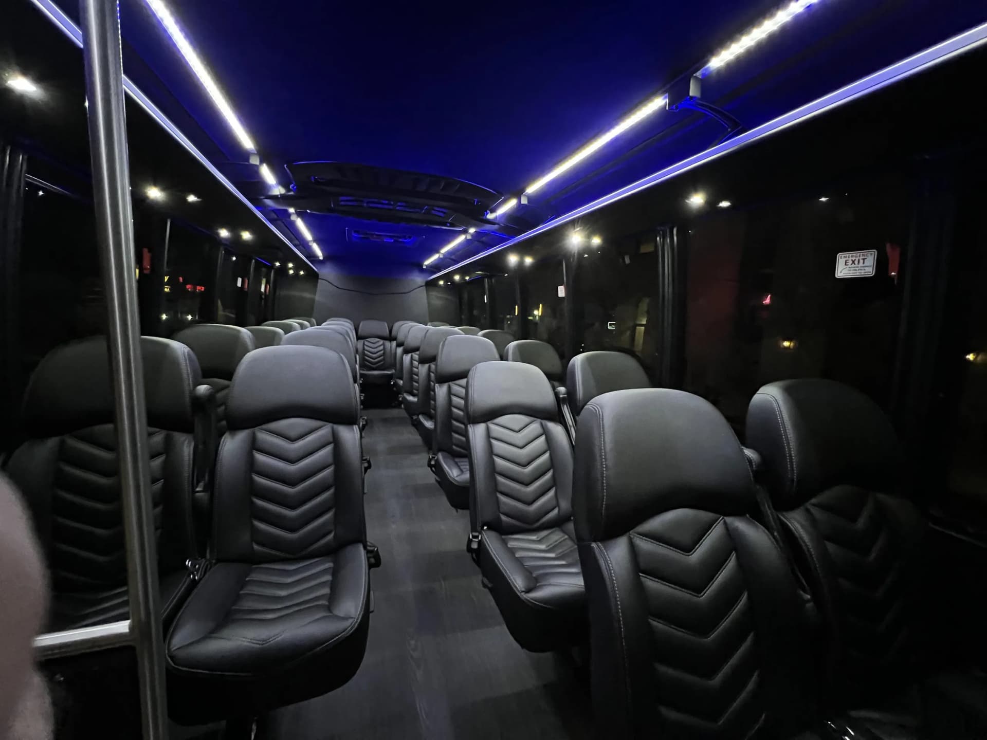 Mini Bus (27 Passenger) - Photo 7